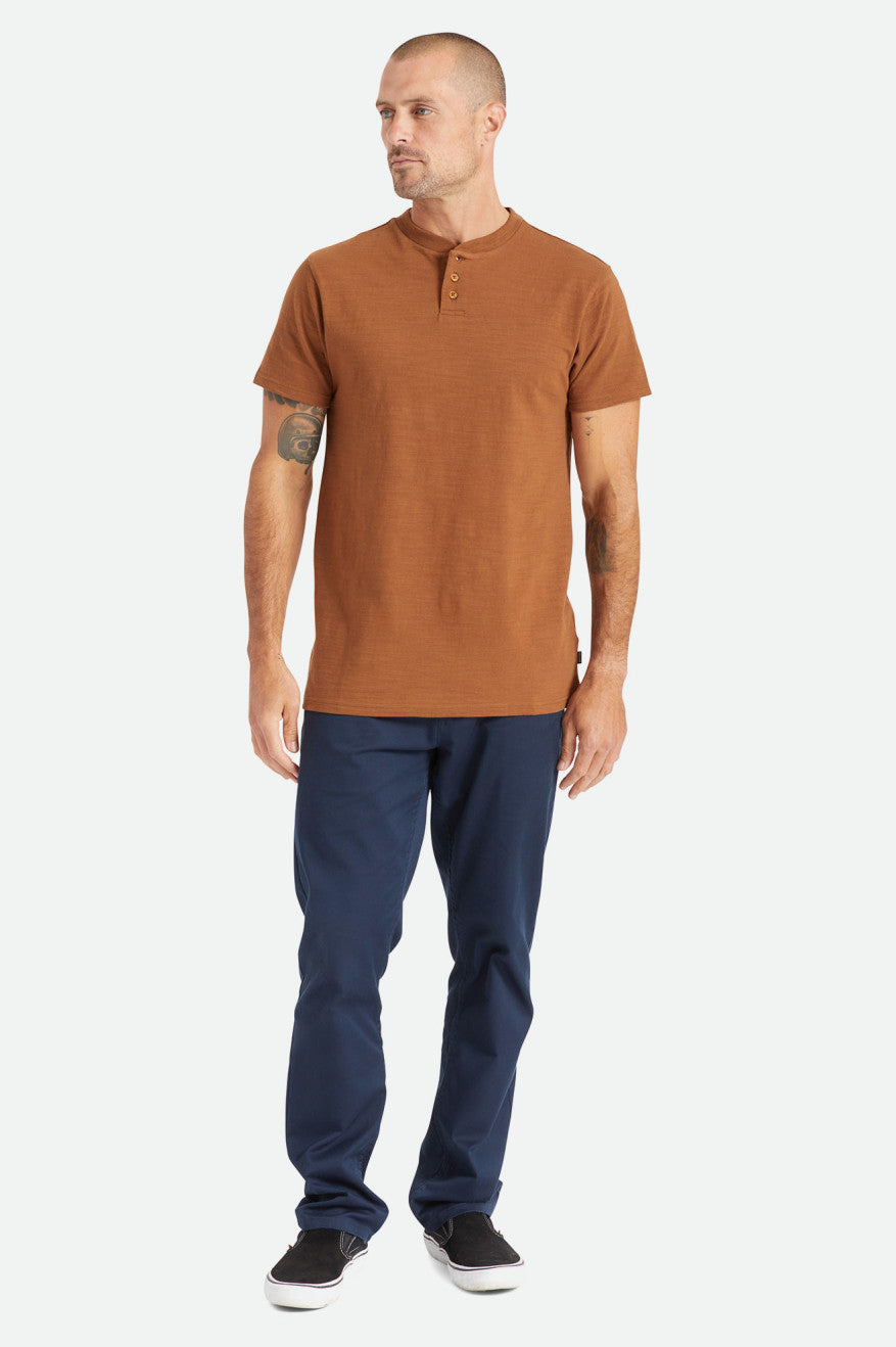 Brixton Basic Slub S/S Henley Maglieria Uomo Marroni | 379IPBTJZ